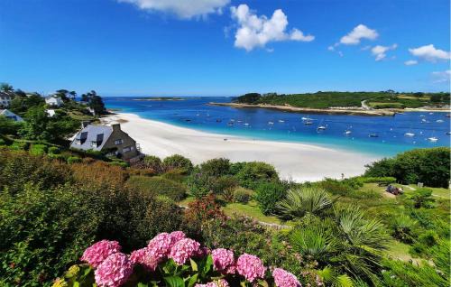 Saint-Pabu House | 3 Bedroom Lovely Home In Saint-Pabu