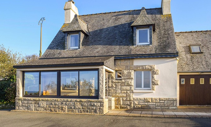 Kerbors House | 3 bedroom nice home in Kerbors