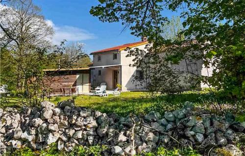 Lanisce House | 3 Bedroom Nice Home In Lanisce
