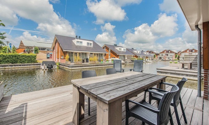 Municipality of Uitgeest House | 3 bedroom nice home in Uitgeest