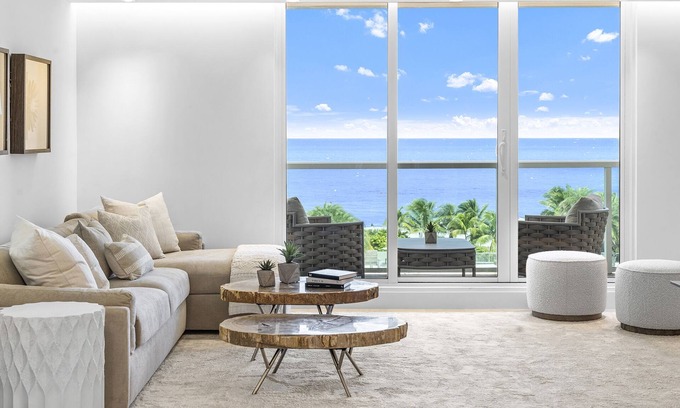 South Beach Condo | 3 Bedroom Oceanview Private Residence at Roney Palace