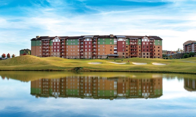 Sevierville Condo | 3 Bedroom Presidential Suite @Wyndham Great Smokies Lodge (Golf View)