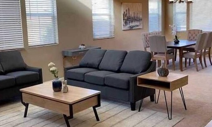 North Natomas Apartment | 3 Bedroom Single family L-573190 by Houzlet