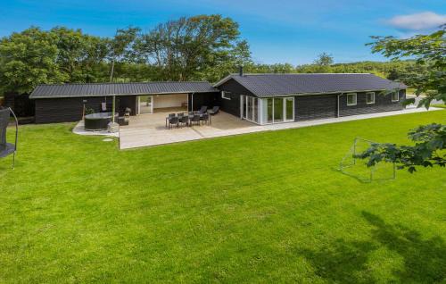 Spøttrup House | 3 Bedroom Stunning Home In Spøttrup