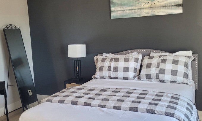 Dieppe House | 3-bedroom Stylish Villa in Dieppe