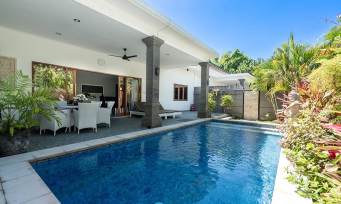 North Legian Villa | 3 Bedroom Villa 7 Minutes to Legian Beach