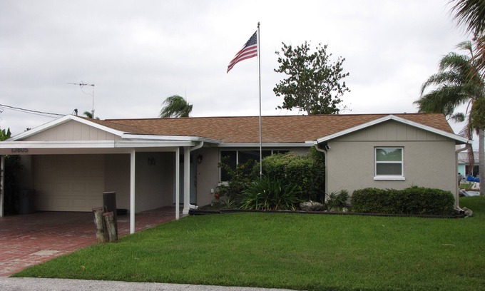 Hudson Beach Estates House | 3 BR 2 Bath Salt Air Retreat on Deep Water Canal Minutes to the Gulf