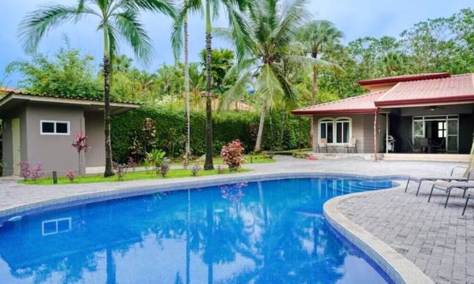 Ciudad Cortes House | 3 BR-HUGE pool area deck-Ojochal-Gated-Minutes to Beach
