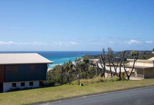 Point Lookout House | 3 Buoys - Ocean Views