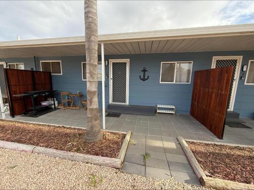 Melville Apartment | 3 by the Sea at Coobowie Unit 2