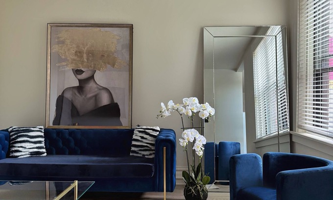 East Allegheny Apartment | 3 KING Bedrooms The Sapphire Hideaway