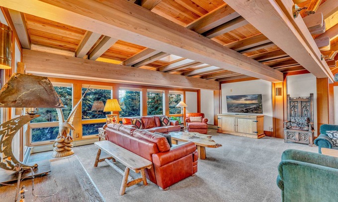 Lake Forest House | 3-Level Getaway, Minutes from Lake Tahoe