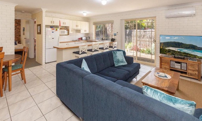 Boomerang Beach House | 3 Melaleuca