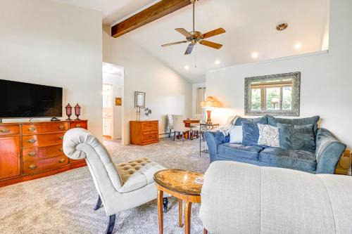 Lansing House | 3 Mi to Michigan State Duplex with Patio in Lansing