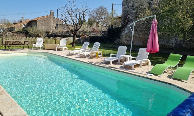 Paizay-le-Tort Cottage | 3 Peaceful Country Gites - Sleeps 16 with 2 Wood-Fired Hot Tubs & Swimming Pool