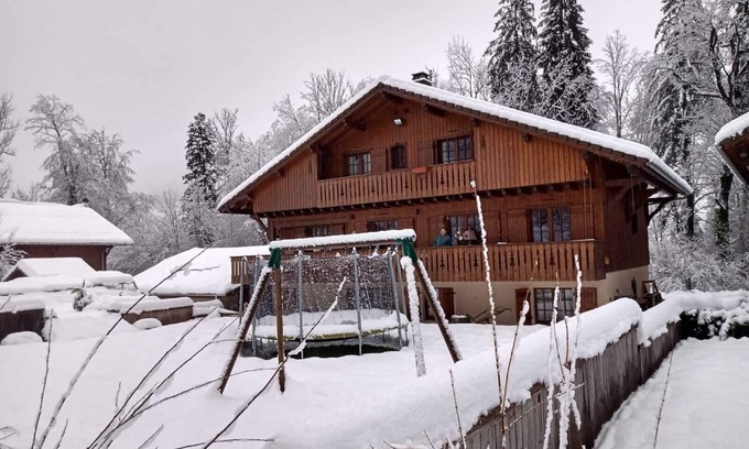 Morillon Bed & Breakfast | 3 person room and gesture meal