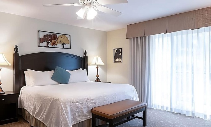 San Diego Country Estates Hotel | 3 Relaxing Units | 2BR with Pool & Kitchen | San Diego Country Estates