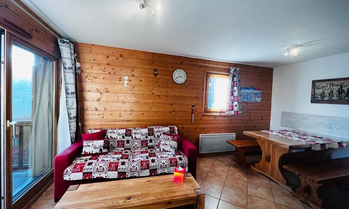 Bisanne 1500 Apartment | 3-Room Apartment, 2 Baths, 6-7 People with Parking in Bisanne 1500