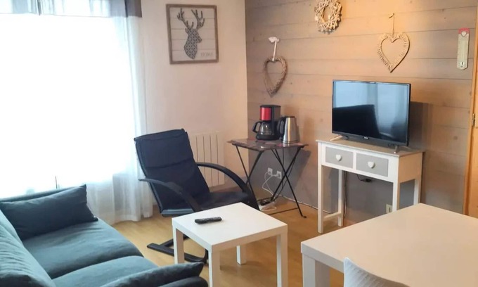 Les Adrets Apartment | 3 Rooms for 6 People