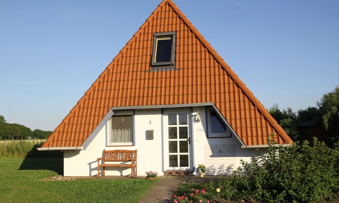 Wremen House | 3 * Setzer vacation home, directly on the coast