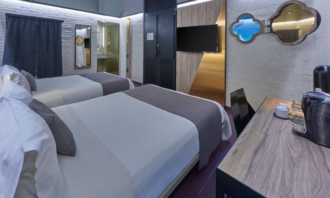 Historic Center Hotel | 3 Stylish Rooms in 19th-Century Building Near Historic Attractions and Museums