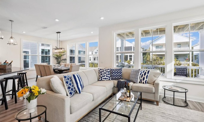 Palmetto Dunes House | 3 Talon CT @ Fish Haul Beach | FREE Heated Pool | Walk to Beach | Pet-Friendly