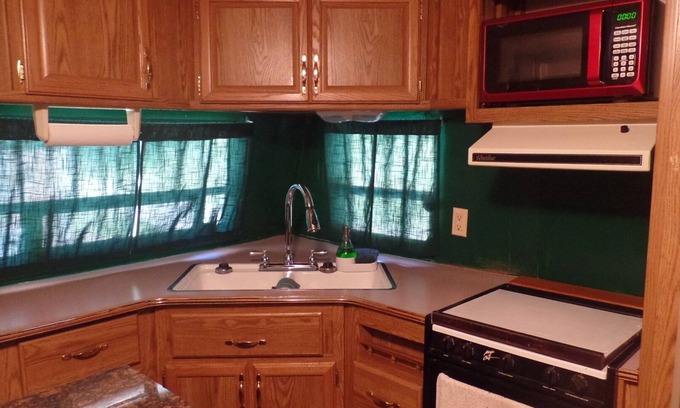 Karns House | 30 foot camper/Tiny home conversion (knoxville)