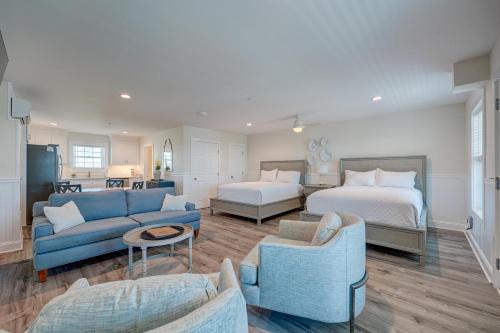 Surf City Hotel | 3004 Queen Suite, 3rd Floor Oasis