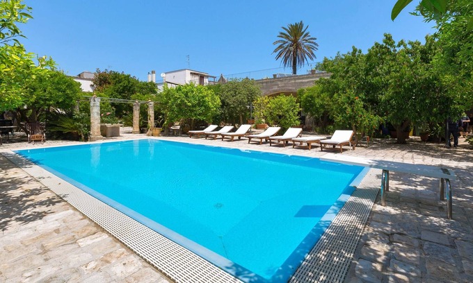 Ortelle Apartment | 3006 Dimora Donn`Anna - Mono 2 by BarbarHouse