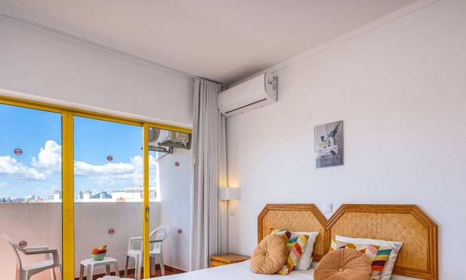 Praia da Rocha Apartment | #303 Atlântida Praia da Rocha by Home Holidays