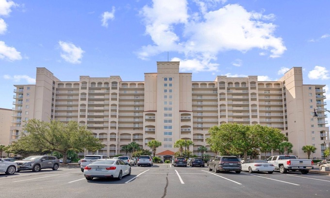 North Myrtle Beach Condo | 308 North Tower - Barefoot Resort Rentals