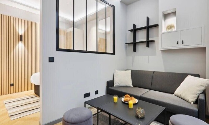 Champs-Elysees Apartment | 308-Suite Marbeuf - Superb apartment in Paris
