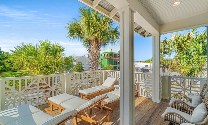Emerald Waters Village House | 30A luxury 5BR steps from Miramar Beach - private pool, chef's kitchen | The Emerald Palm by Boutiq