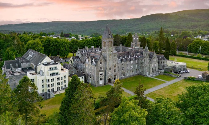 Fort Augustus House | 312 m² House ∙ 3 bedrooms ∙ 10 guests