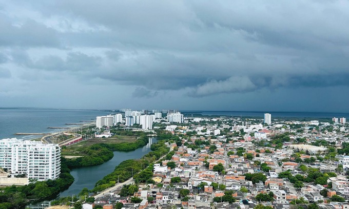 Marbella Apartment | 31st floor apartment with sea view, ideal for families.