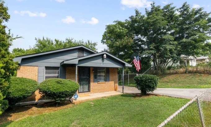 Norwood House | 32nd Norwood Nest