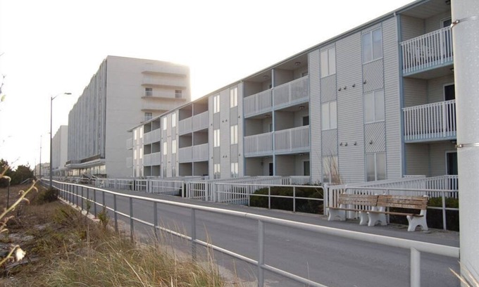 Sea Isle City Condo | 3400 Promenade Unit 3E