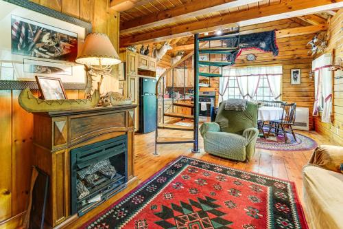 Orland House | 35 Mi to Acadia Rustic Retreat in Orland!