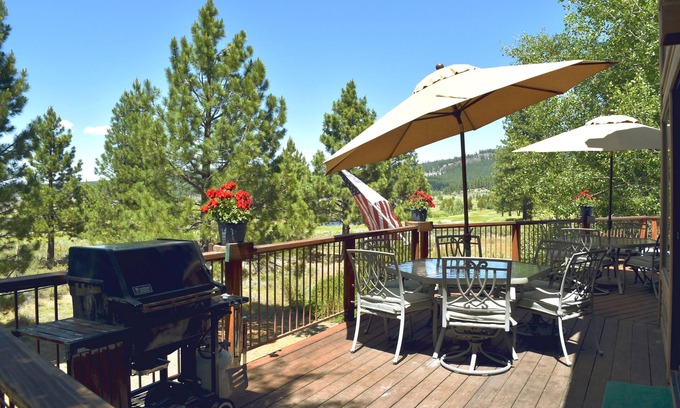 Truckee Cabin | 3500sqft Home on Shuttle Route at Northstar, 2 Suites, Game Room, Garage and Flat Driveway!