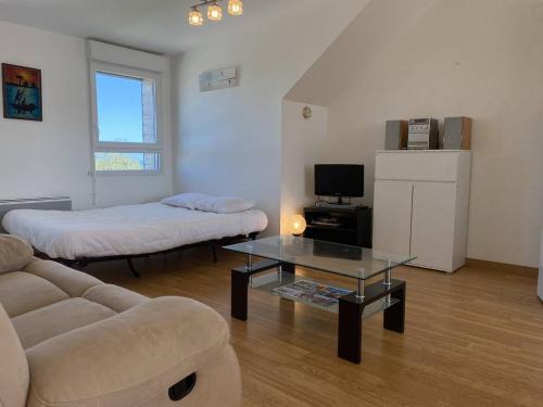 Pleherel-Plage-Vieux-Bourg Apartment | 353 - T2 lumineux avec vue imprenable sur le Cap Fréhel et l'Anse du Croc.