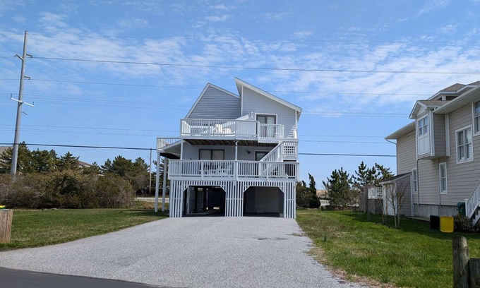 Fenwick Island House | 36775 Bayside Drive, SeaTowne