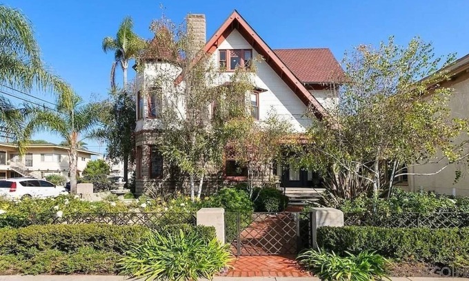 Hillcrest House | 3695Third · Stunning Victorian Home in the Heart of San Diego.