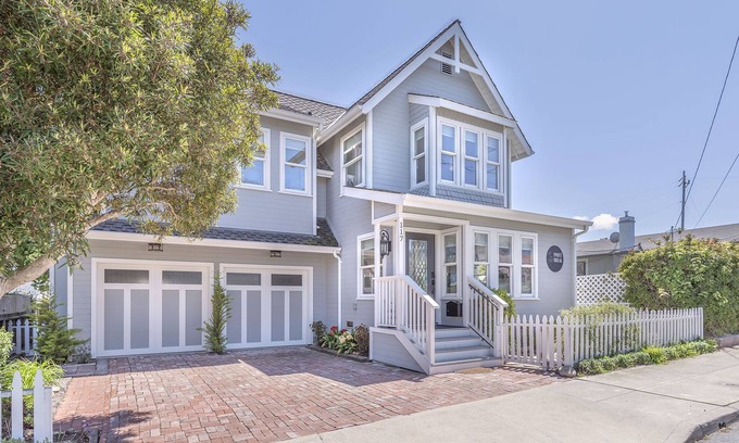 Pacific Grove House | 3813 Point Break - Walk to Lover’s Point Beach