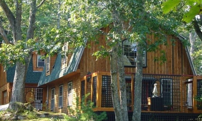 Pemaquid House | 3Bdr 2+Bth home with large yard near scenic harbor. Nov-May rental preferred.