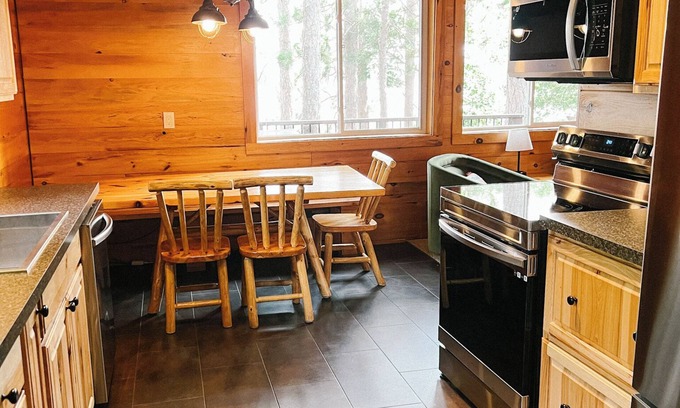Cook Cabin | 3BR 2BA cabin with beach, sauna, game room, tennis, pickle ball, hiking