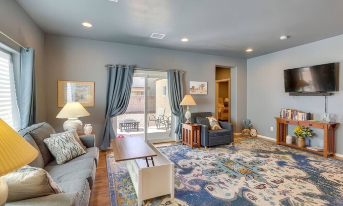 Kingman House | 3BR 2BA - Kingman Home w/Patio & Fire Pit