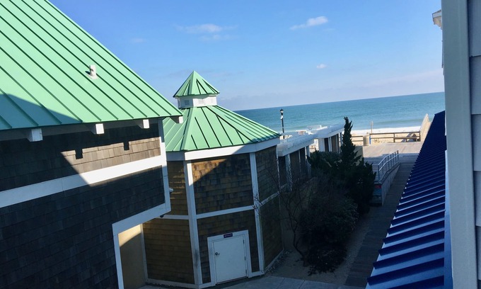 Bethany Beach Condo | 3BR/3BA Oceanfront in Heart of Bethany