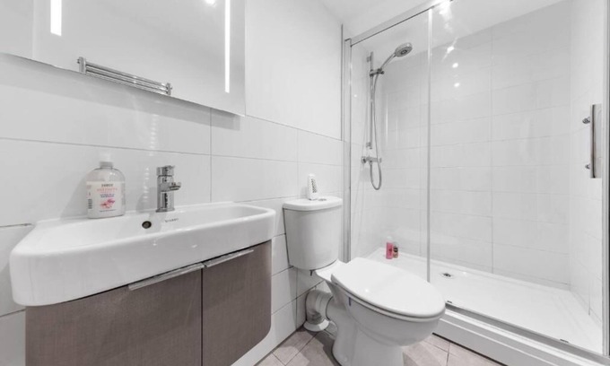 St. Johns Wood Apartment | 3Br Apartment-Regents park-baker street-lords cricket ground MB1