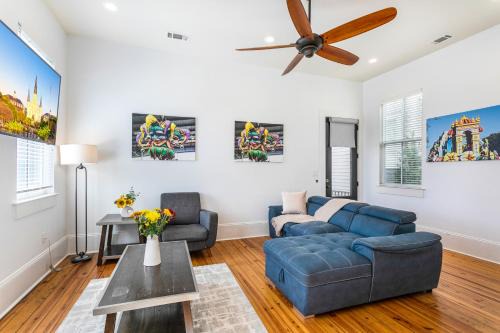 Faubourg Lafayette Apartment | 3BR Cottage on Carondelet by Hosteeva