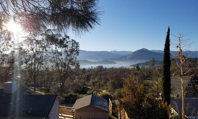 Wofford Heights House | 3BR Panoramic Lake View, Sequoia Forest, Kern County